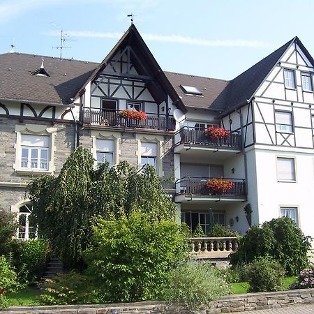 Ferienwohnungen Zum Niederberg Lieser Exterior foto