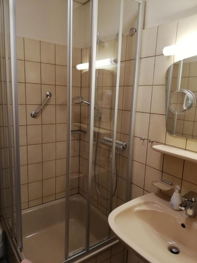 Ferienwohnungen Zum Niederberg Lieser Exterior foto