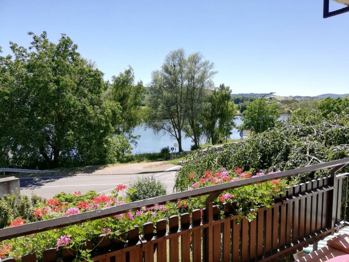 Ferienwohnungen Zum Niederberg Lieser Exterior foto